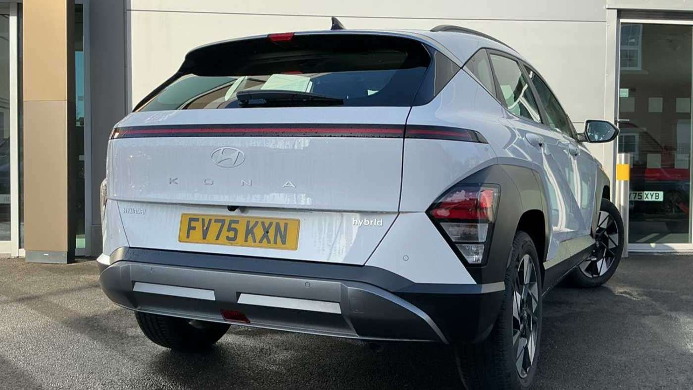 Used Hyundai KONA 2025 for sale - 77962849: Photo 4