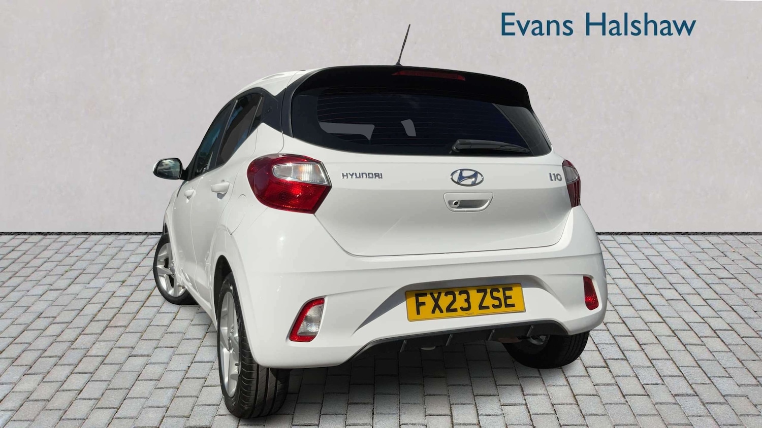 Used Hyundai i10 2023 for sale - 78063770: Photo 2
