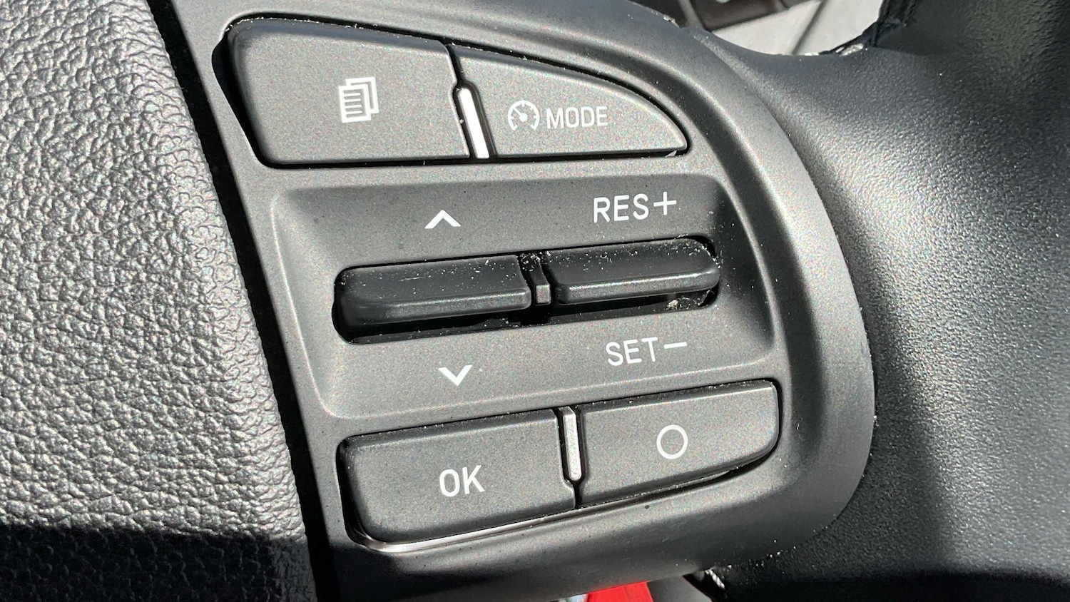 Used Hyundai i10 2023 for sale - 78063770: Photo 25