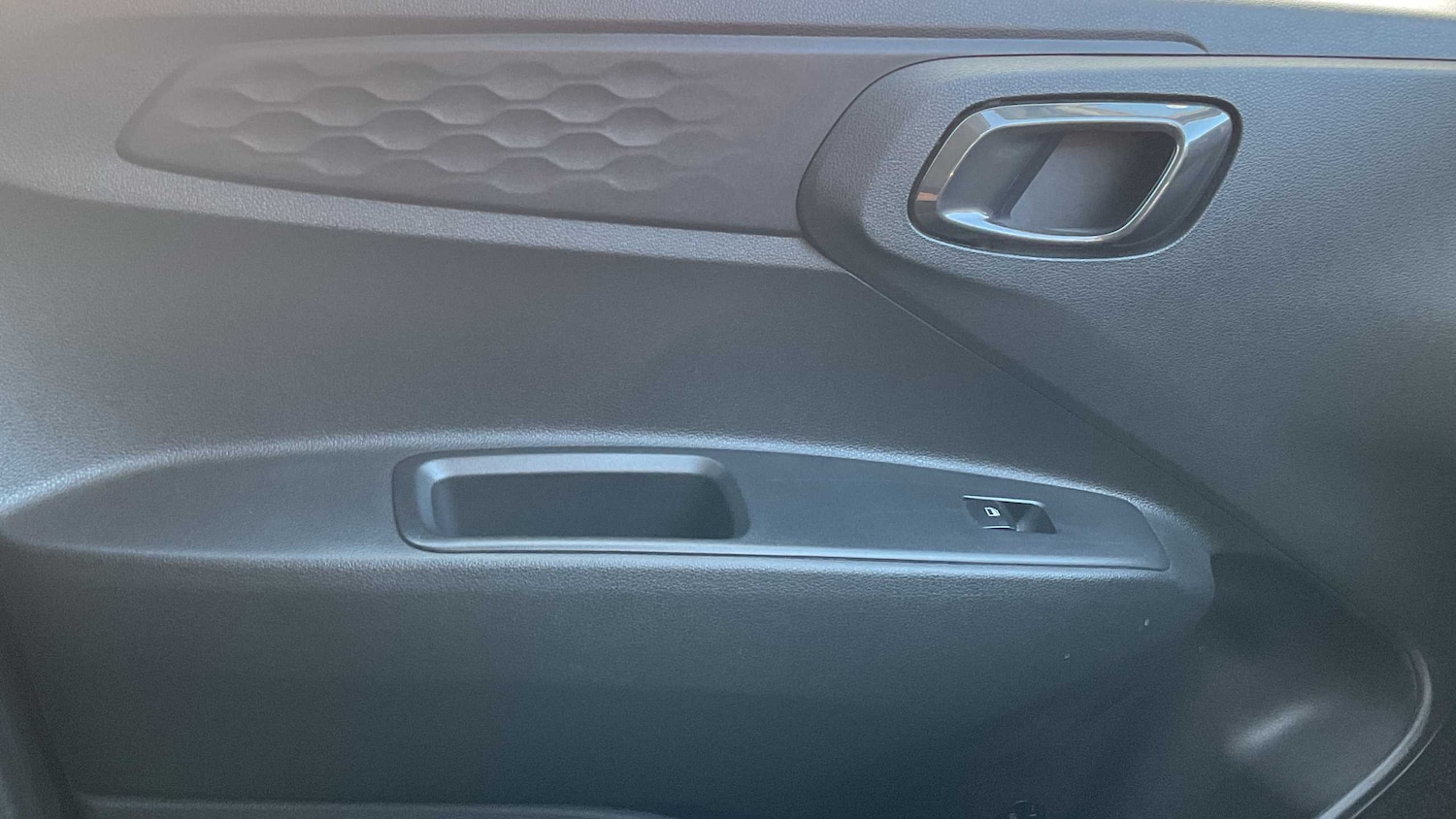 Used Hyundai i10 2023 for sale - 78063770: Photo 34