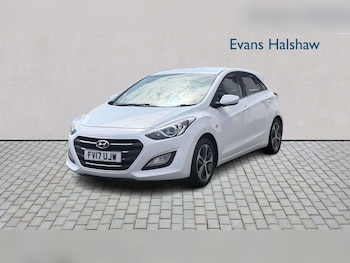 Used Hyundai i30 2017 for sale - 79109339: Photo