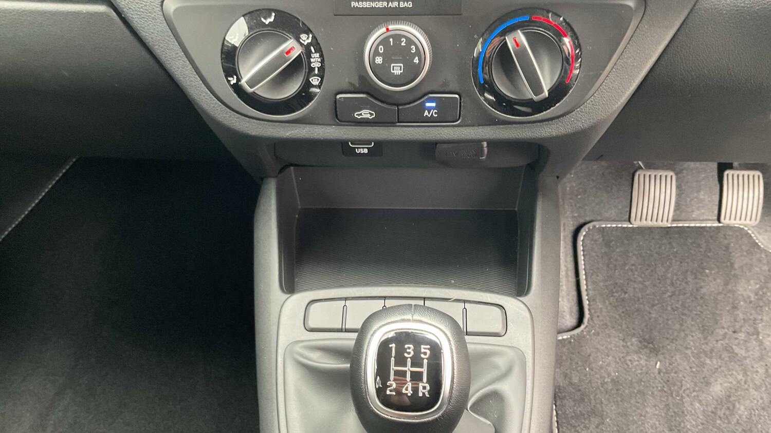 Used Hyundai i10 2023 for sale - 78010582: Photo 29