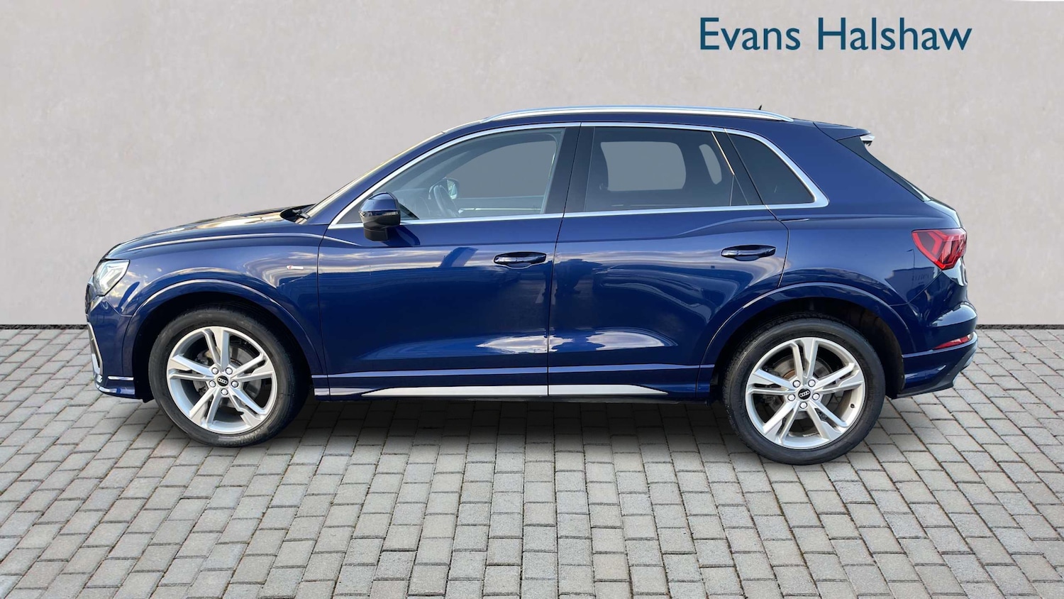 Used Audi Q3 2023 for sale - 78010285: Photo 6