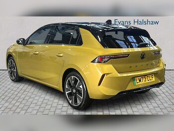 Used Vauxhall Astra 2024 for sale - 77962761: Photo