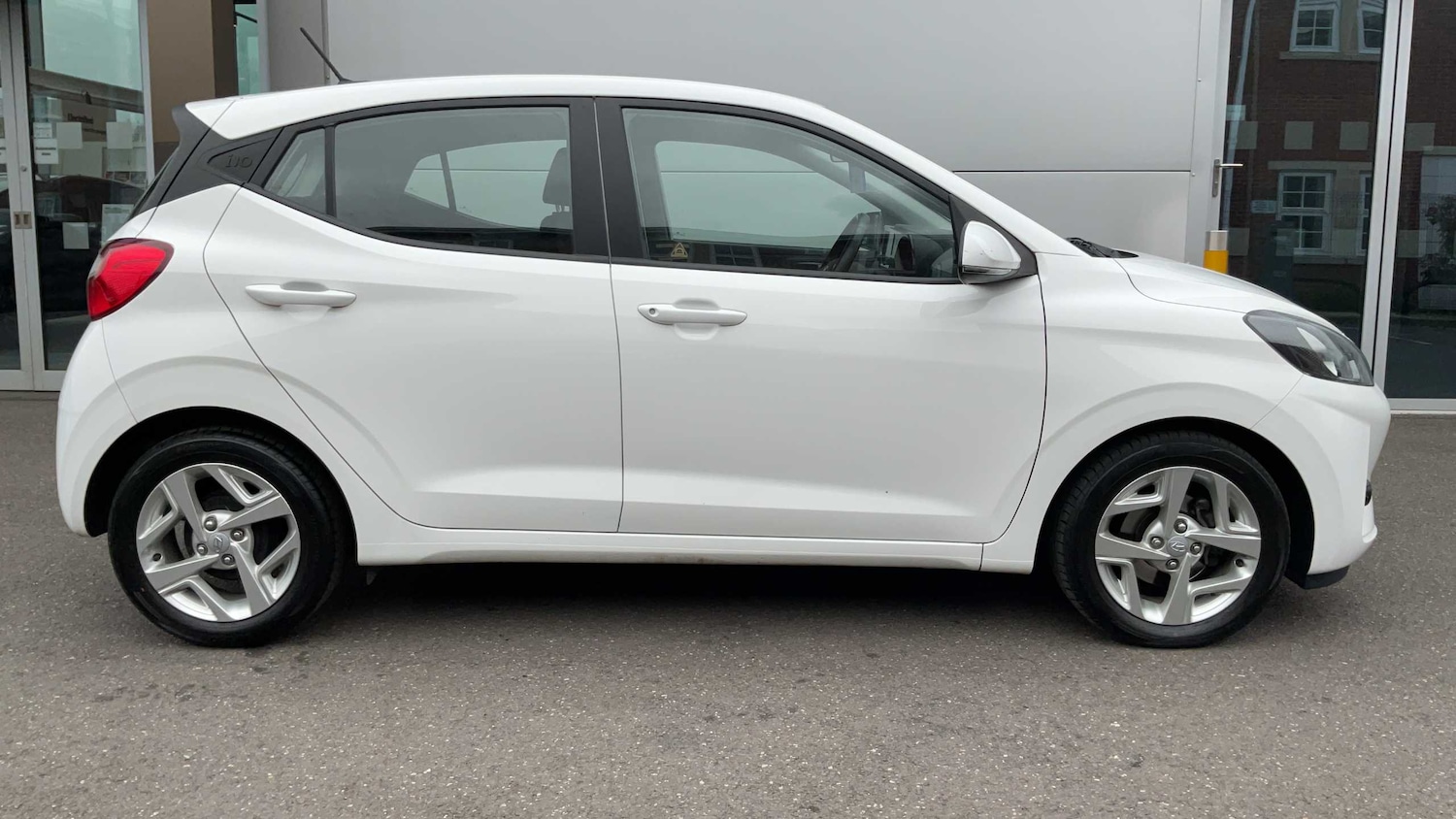 Used Hyundai i10 2023 for sale - 78104817: Photo 14