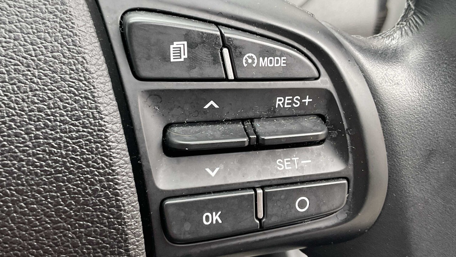 Used Hyundai i10 2023 for sale - 78104817: Photo 25