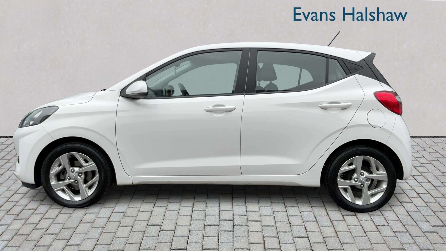 Used Hyundai i10 2023 for sale - 78104817: Photo 3