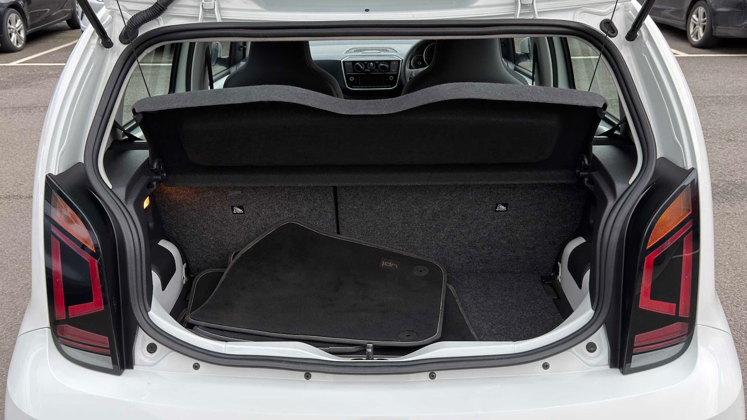 Used Volkswagen up! 2019 for sale - 77962820: Photo 11