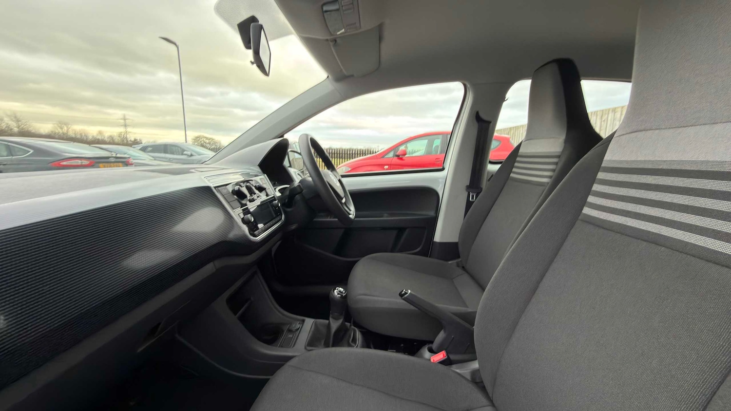 Used Volkswagen up! 2019 for sale - 77962820: Photo 9