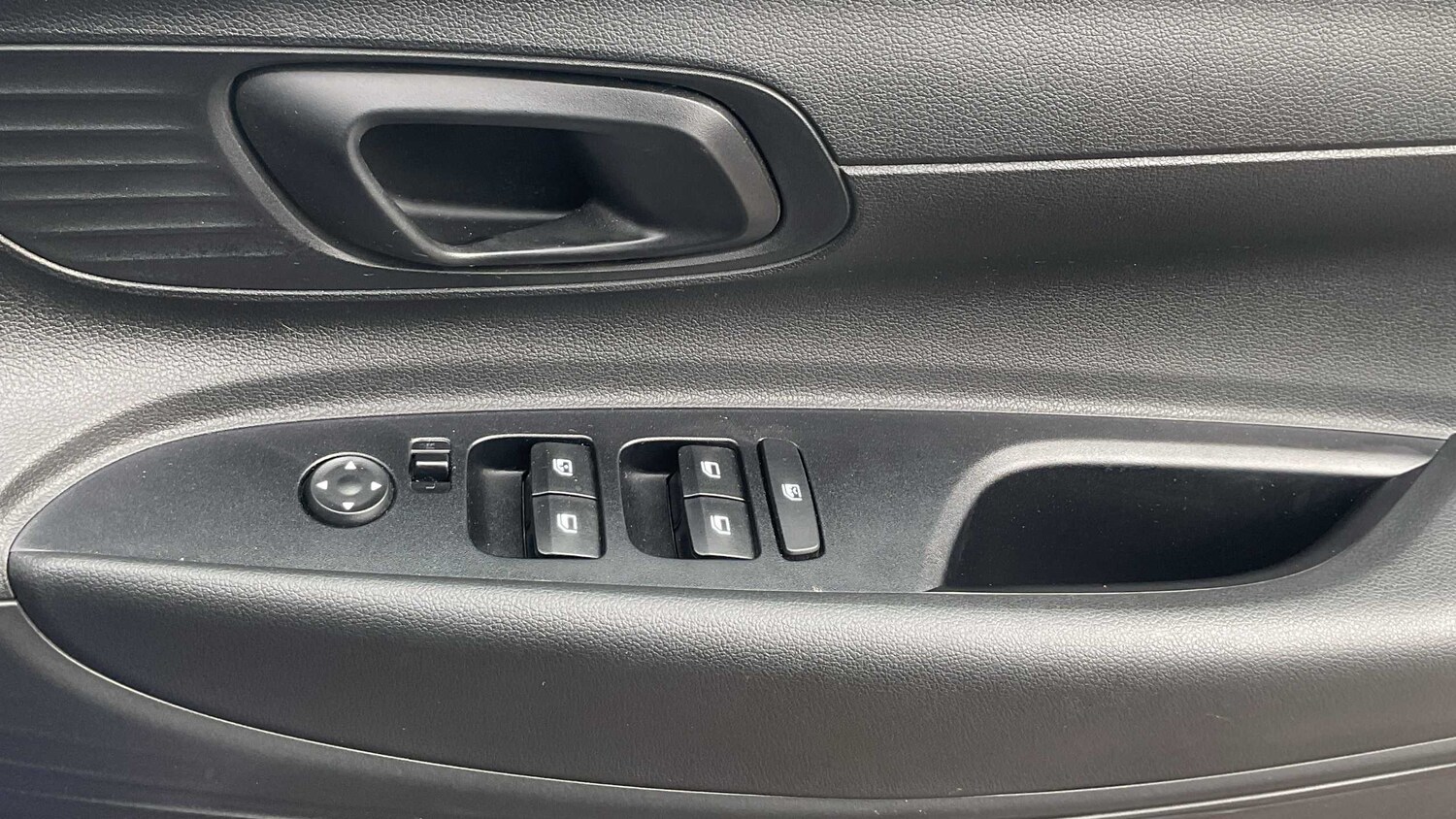 Used Hyundai i20 2023 for sale - 78010378: Photo 21