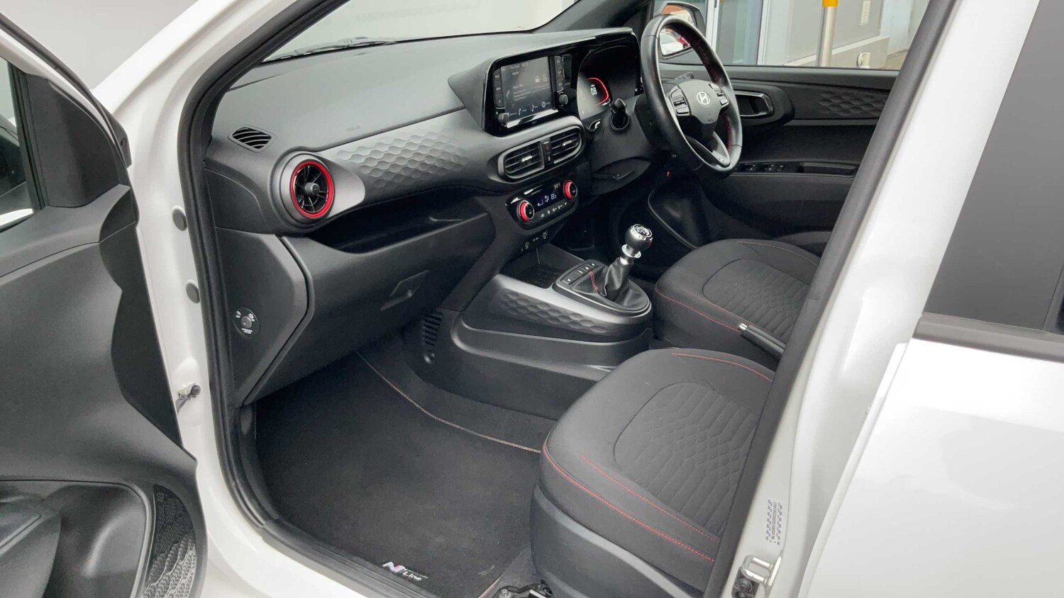 Used Hyundai i10 2023 for sale - 78090000: Photo 13