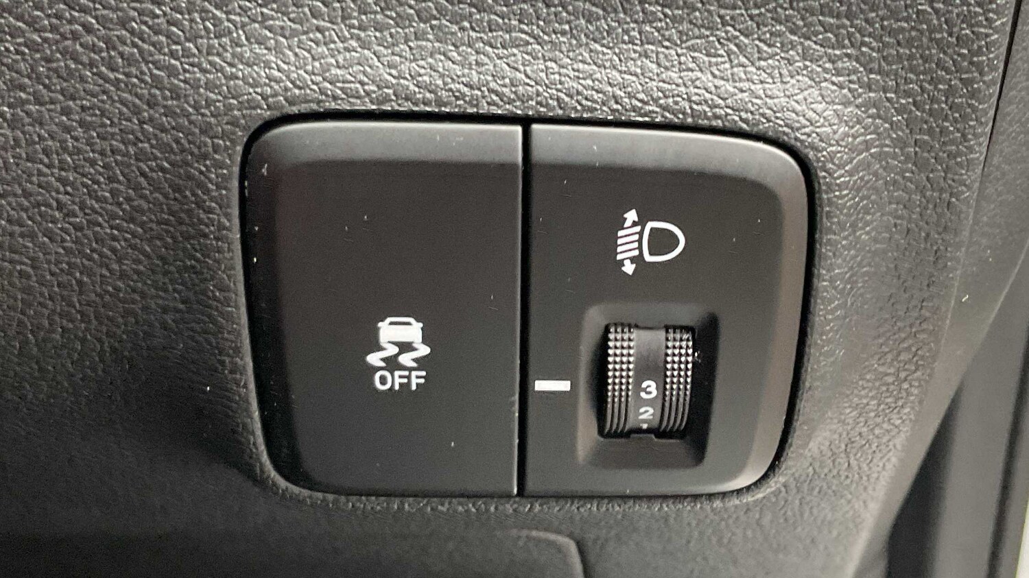 Used Hyundai i10 2023 for sale - 78090000: Photo 22