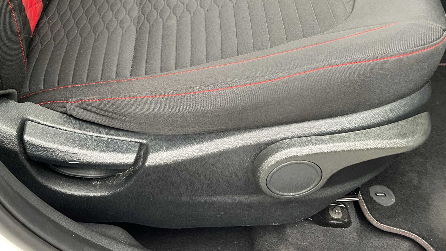 Used Hyundai i10 2023 for sale - 78090000: Photo 23