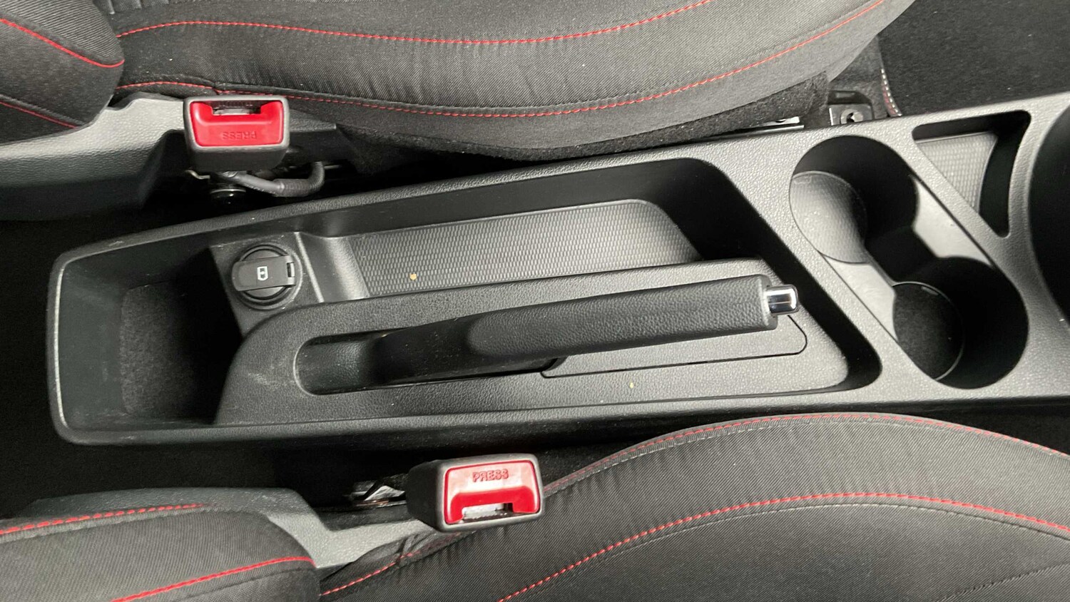 Used Hyundai i10 2023 for sale - 78090000: Photo 33