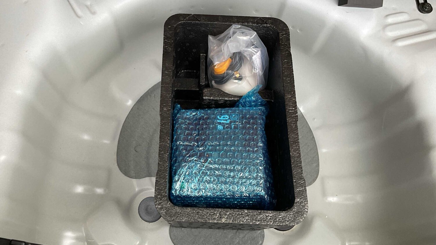 Used Hyundai i10 2023 for sale - 78090000: Photo 35