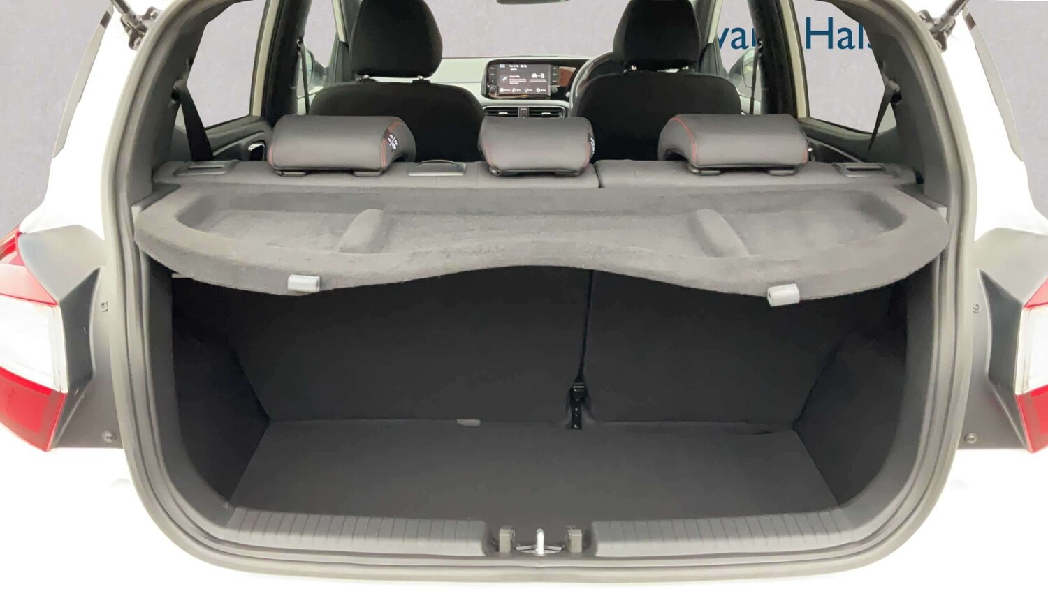 Used Hyundai i10 2023 for sale - 78090000: Photo 7