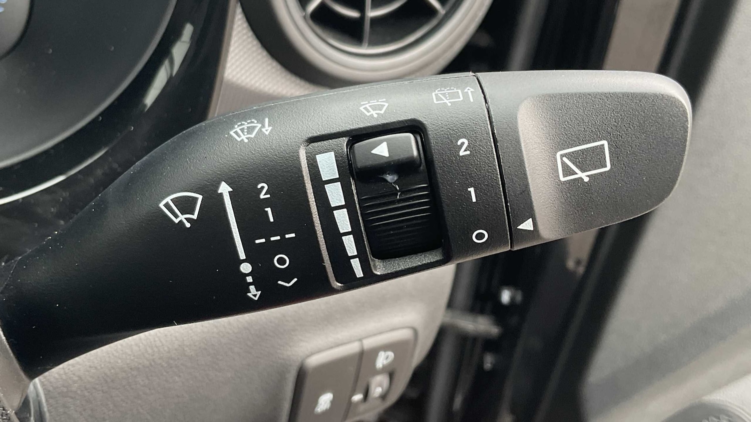 Used Hyundai i10 2025 for sale - 77995938: Photo 25