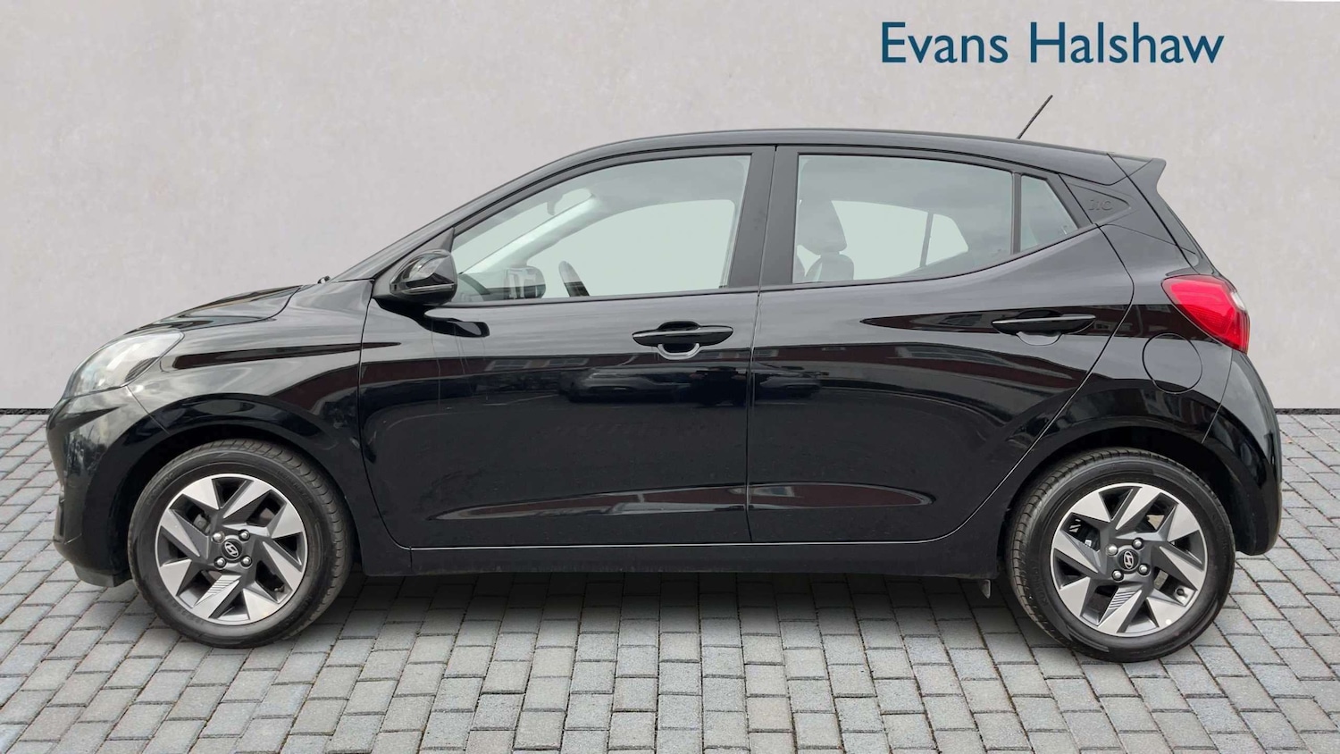 Used Hyundai i10 2025 for sale - 77995938: Photo 3