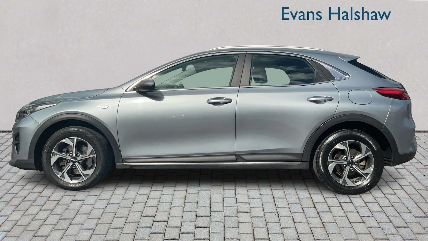 Used Kia XCeed 2022 for sale - 78063844: Photo 3