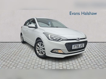 Used Hyundai i20 2016 for sale - 79065107: Photo