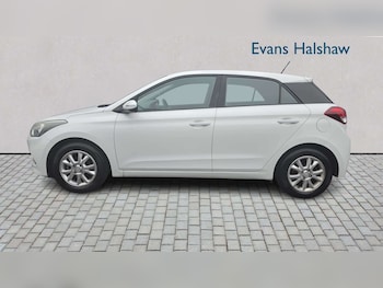 Used Hyundai i20 2016 for sale - 79065107: Photo
