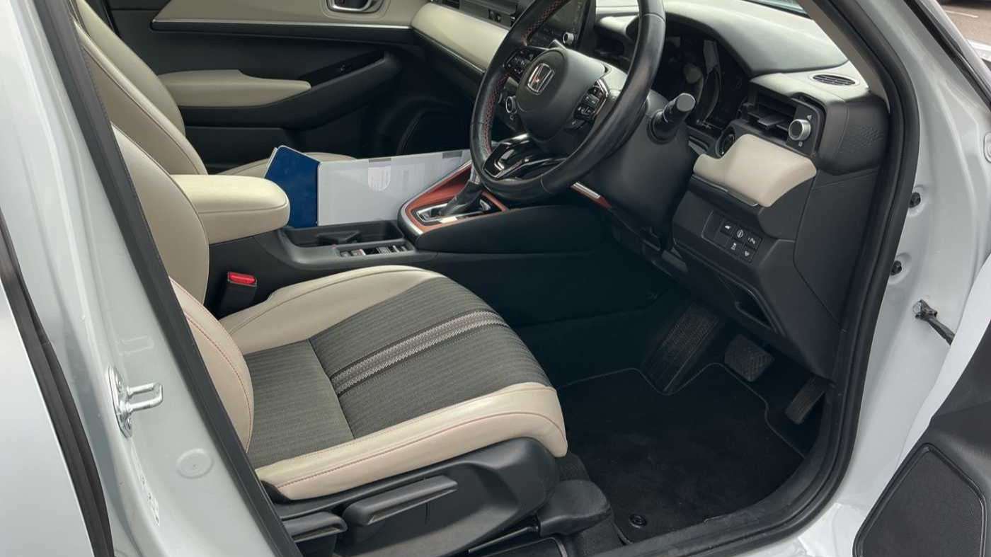 Used Honda HR-V for sale - 77962822: Photo 5