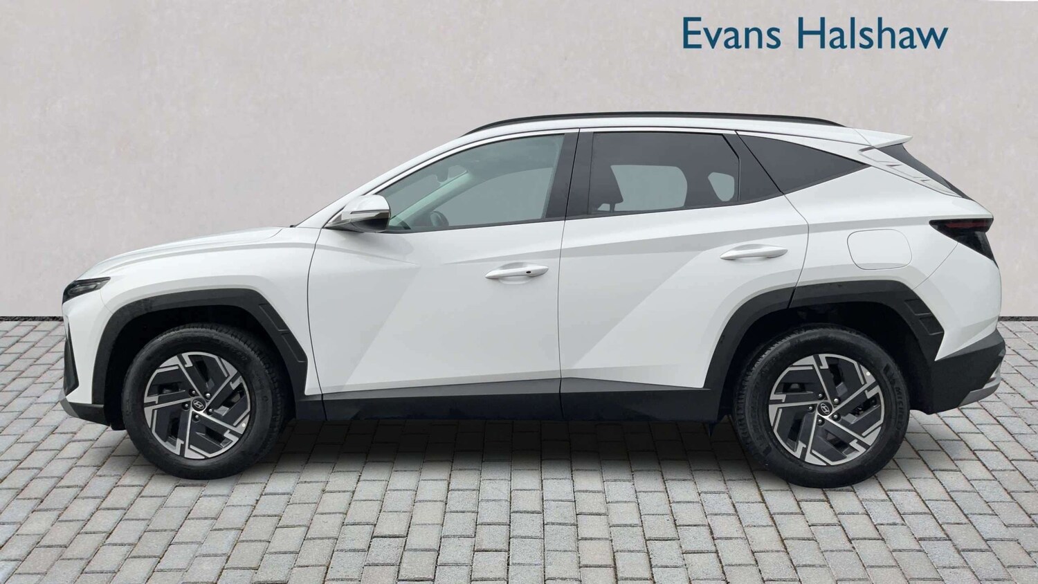 Used Hyundai TUCSON for sale - 77962771: Photo 3