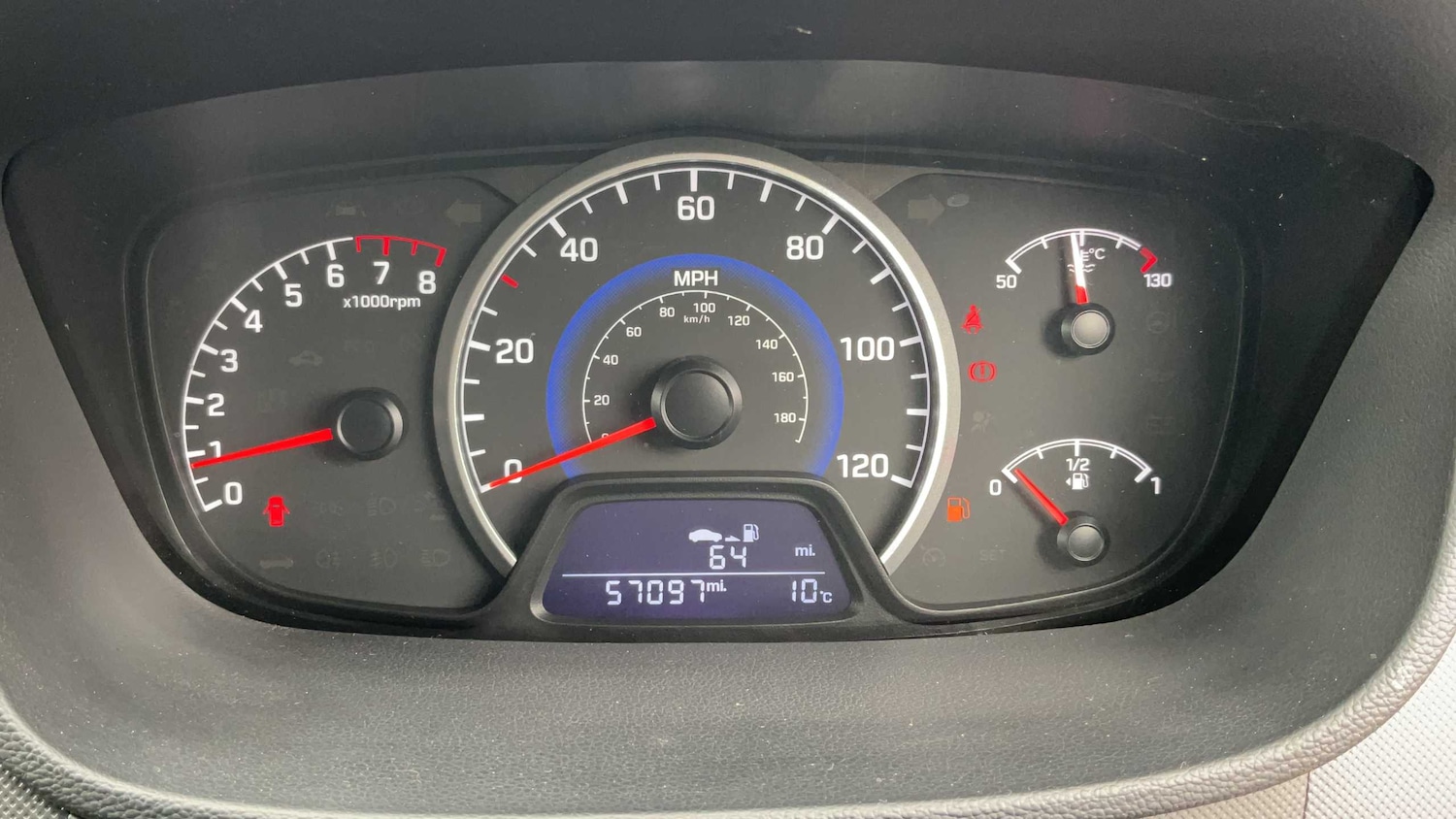 Used Hyundai i10 2019 for sale - 77995942: Photo 10