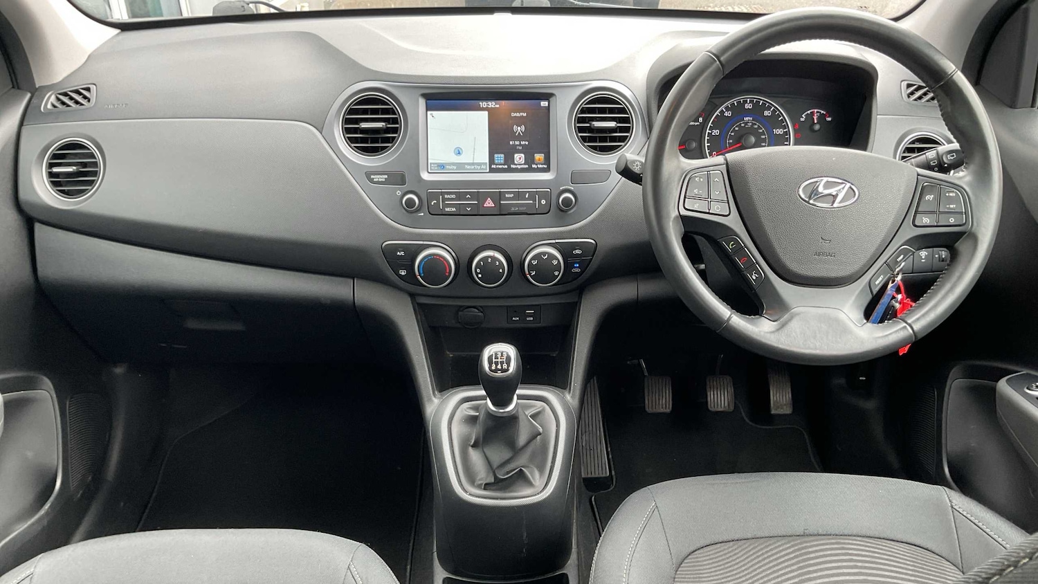 Used Hyundai i10 2019 for sale - 77995942: Photo 16