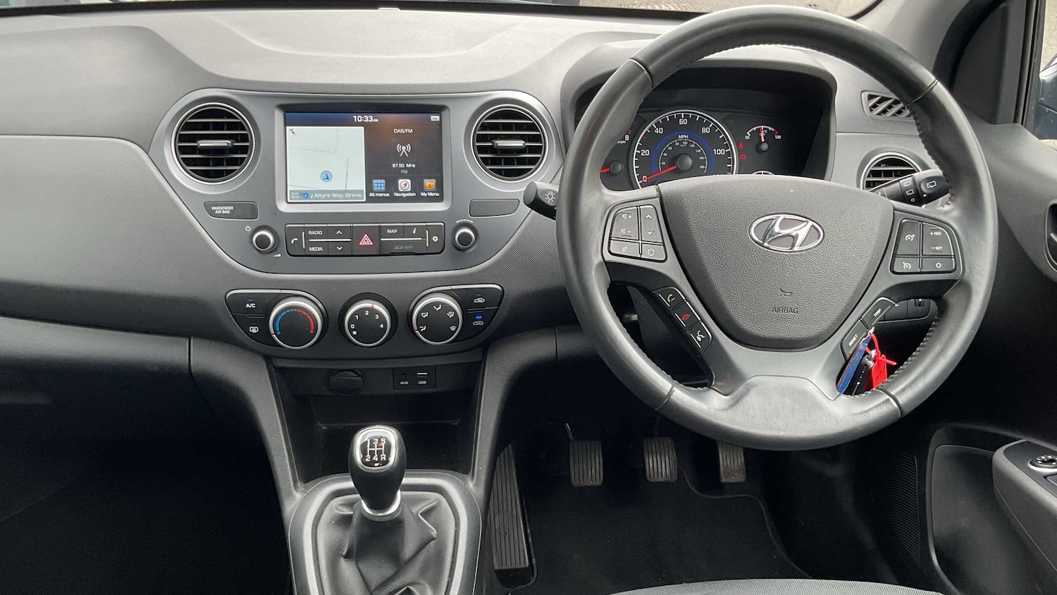 Used Hyundai i10 2019 for sale - 77995942: Photo 17