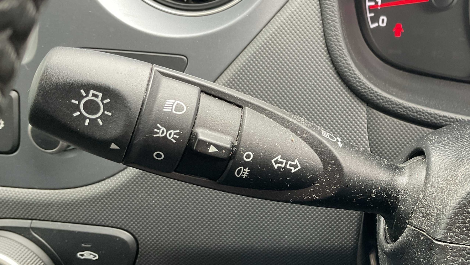 Used Hyundai i10 2019 for sale - 77995942: Photo 28