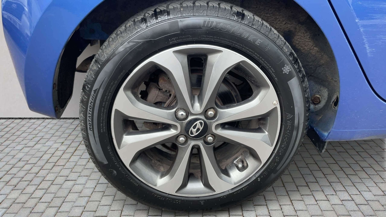 Used Hyundai i10 2019 for sale - 77995942: Photo 6