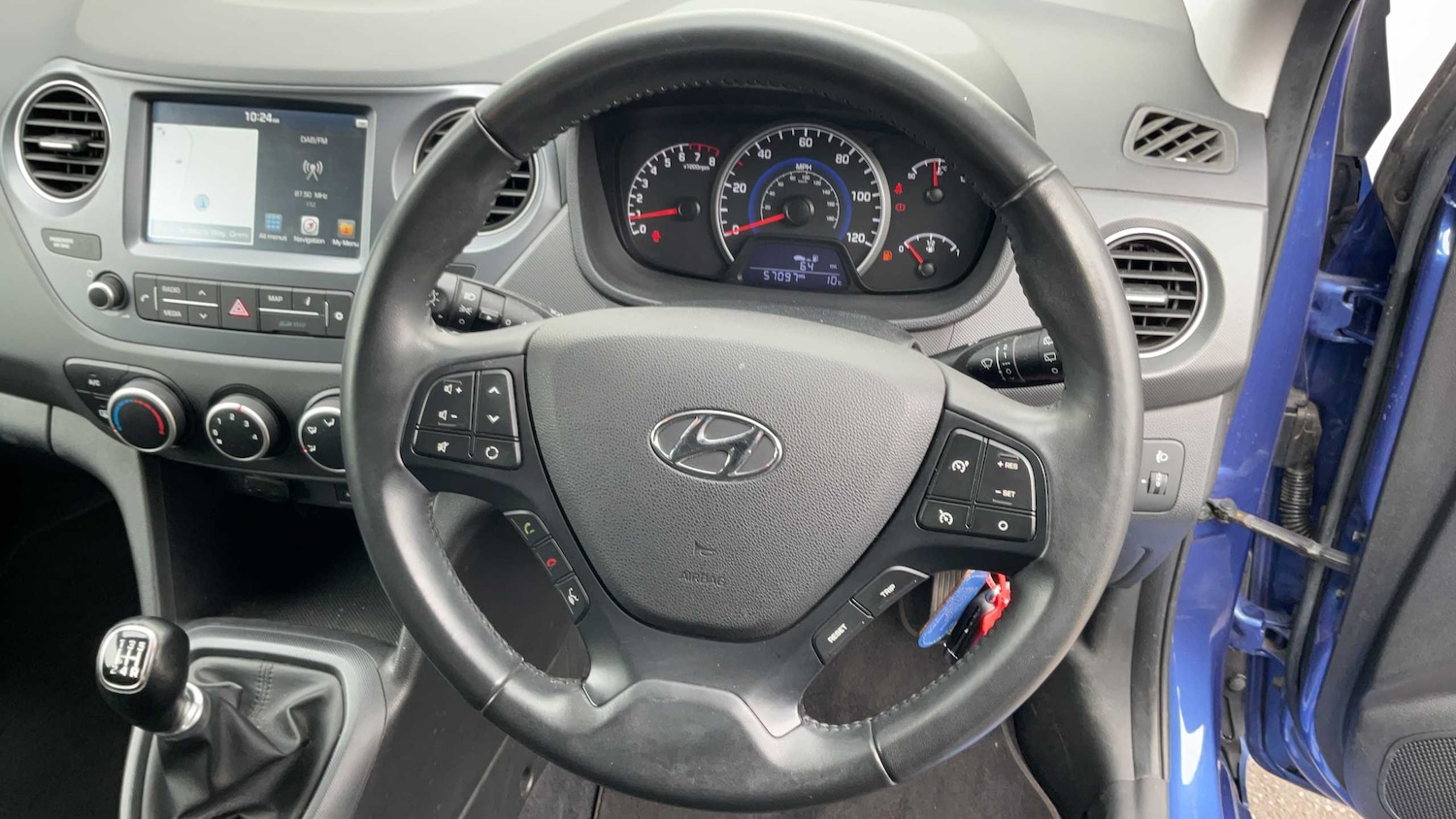 Used Hyundai i10 2019 for sale - 77995942: Photo 9