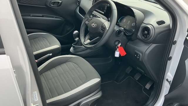 Used Hyundai i10 2025 for sale - 77962788: Photo 4