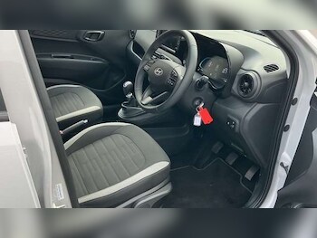 Used Hyundai i10 2025 for sale - 77962788: Photo