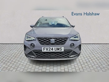 Used SEAT Arona 2024 for sale - 79015152: Photo