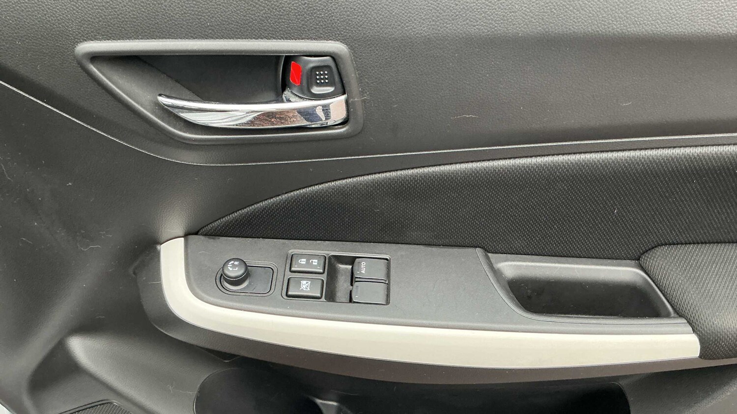 Used Suzuki Swift 2020 for sale - 77962719: Photo 14