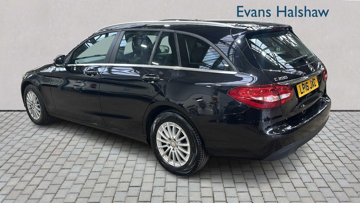 Used Mercedes-Benz C Class for sale - 77962742: Photo 2