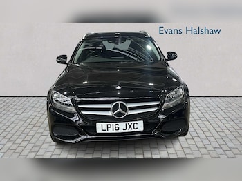 Used Mercedes-Benz C Class 2016 for sale - 77962742: Photo