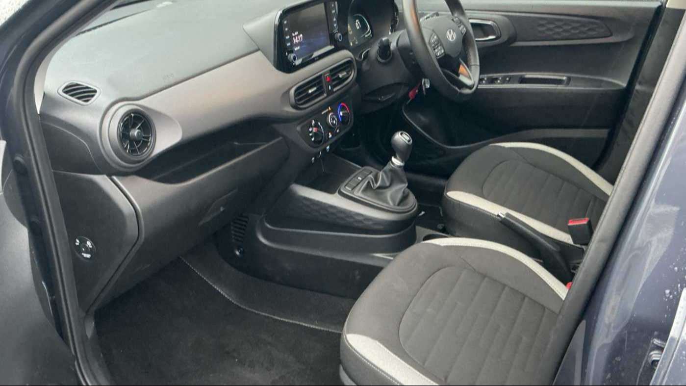 Used Hyundai i10 for sale - 77962780: Photo 10