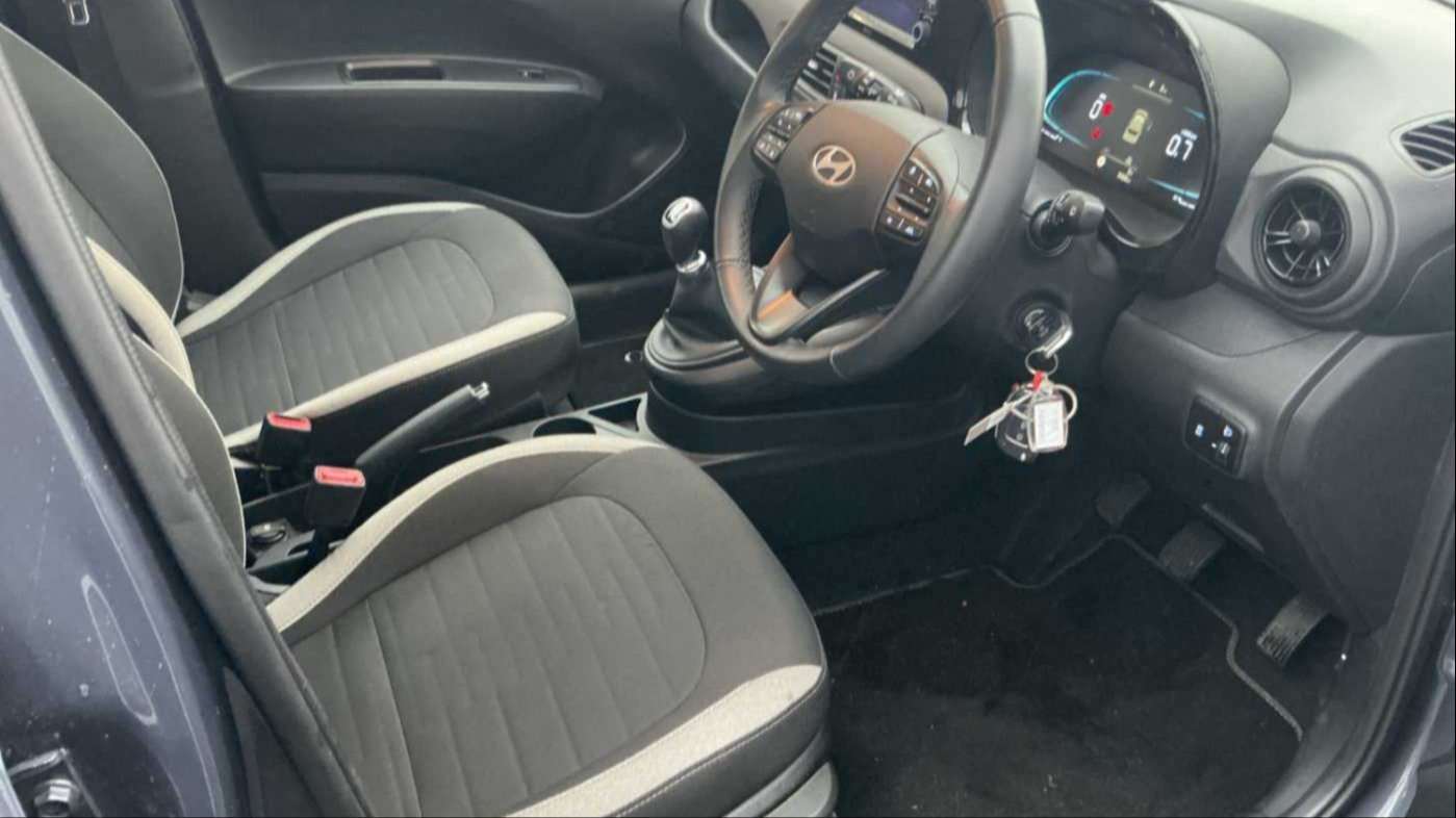 Used Hyundai i10 for sale - 77962780: Photo 4