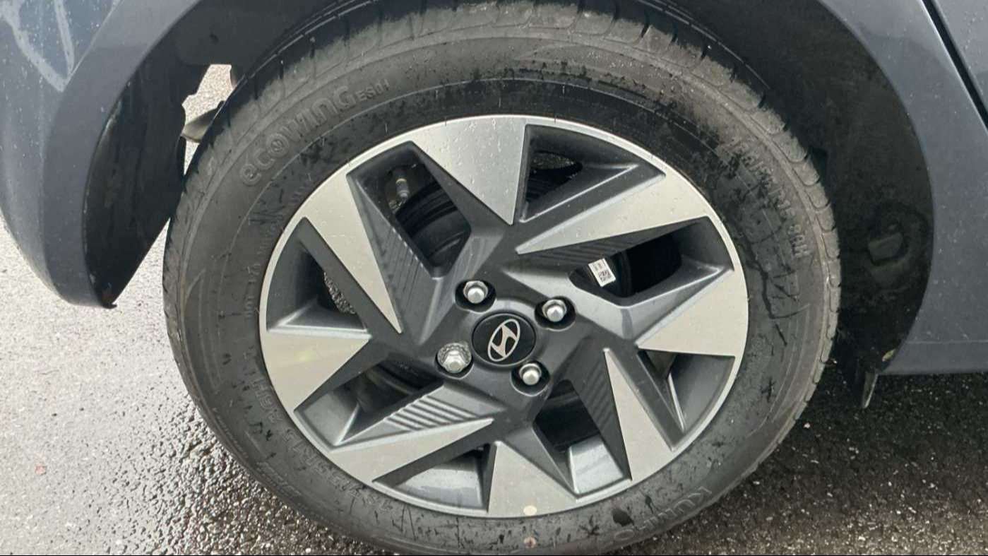 Used Hyundai i10 for sale - 77962780: Photo 5