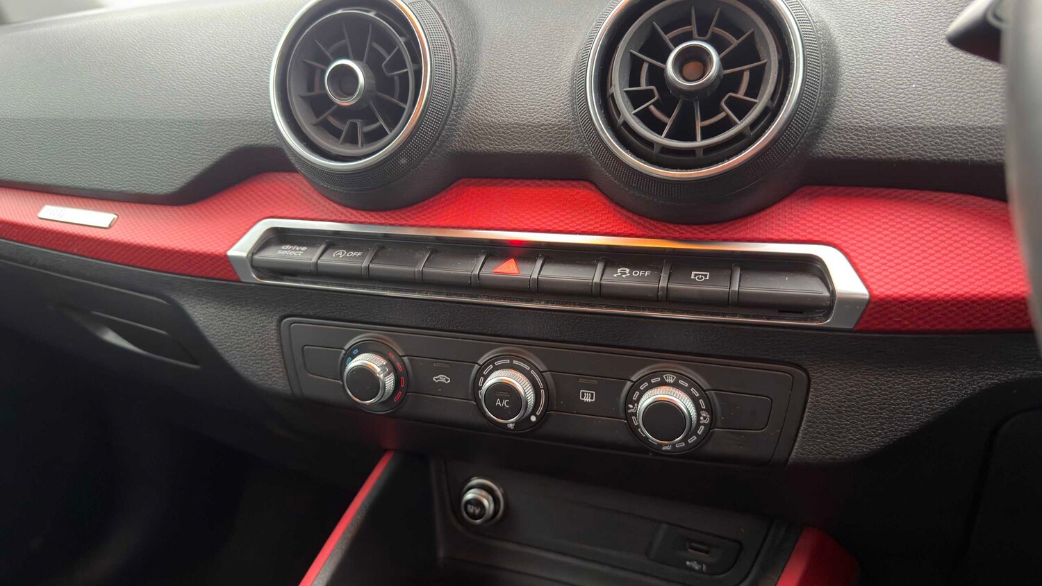 Used Audi Q2 for sale - 77962758: Photo 13