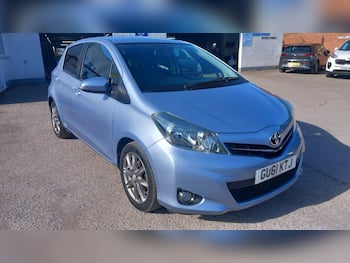 Used Toyota Yaris 2011 for sale - 79597260: Photo