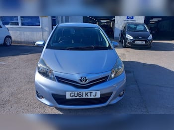 Used Toyota Yaris 2011 for sale - 79597260: Photo
