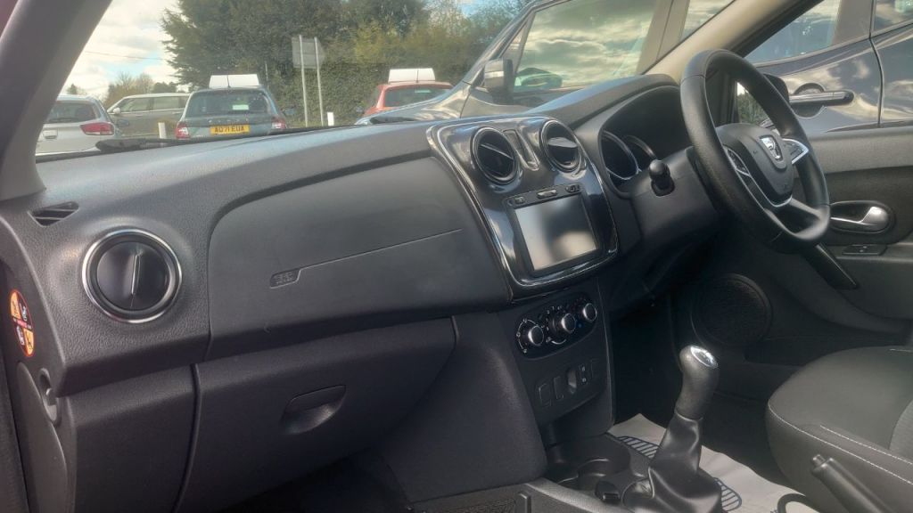 Used Dacia Logan MCV 2017 for sale - 78015803: Photo 7