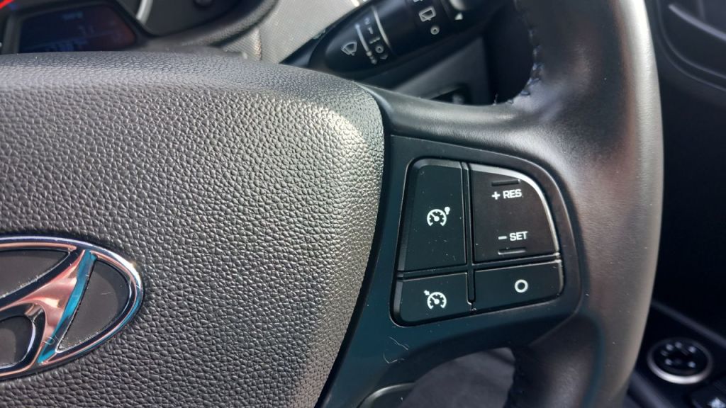 Used Hyundai i10 2018 for sale - 78021232: Photo 14