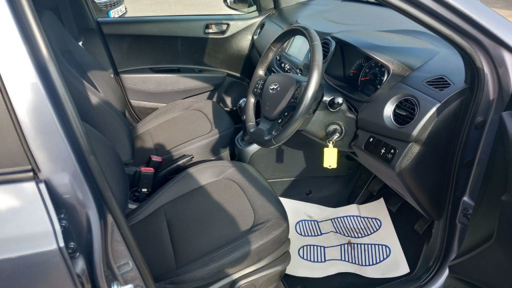 Used Hyundai i10 2018 for sale - 78021232: Photo 8