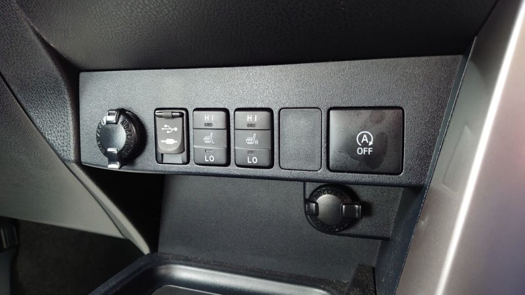 Used Toyota RAV4 2016 for sale - 78021225: Photo 17