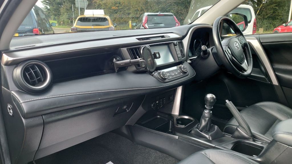 Used Toyota RAV4 2016 for sale - 78021225: Photo 7